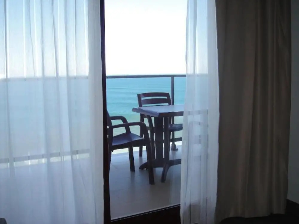 Aparthotel El Faro