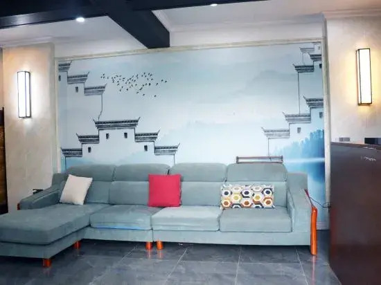 Hongya Liujiang Ancient Town Alsophila spinulosa B&B