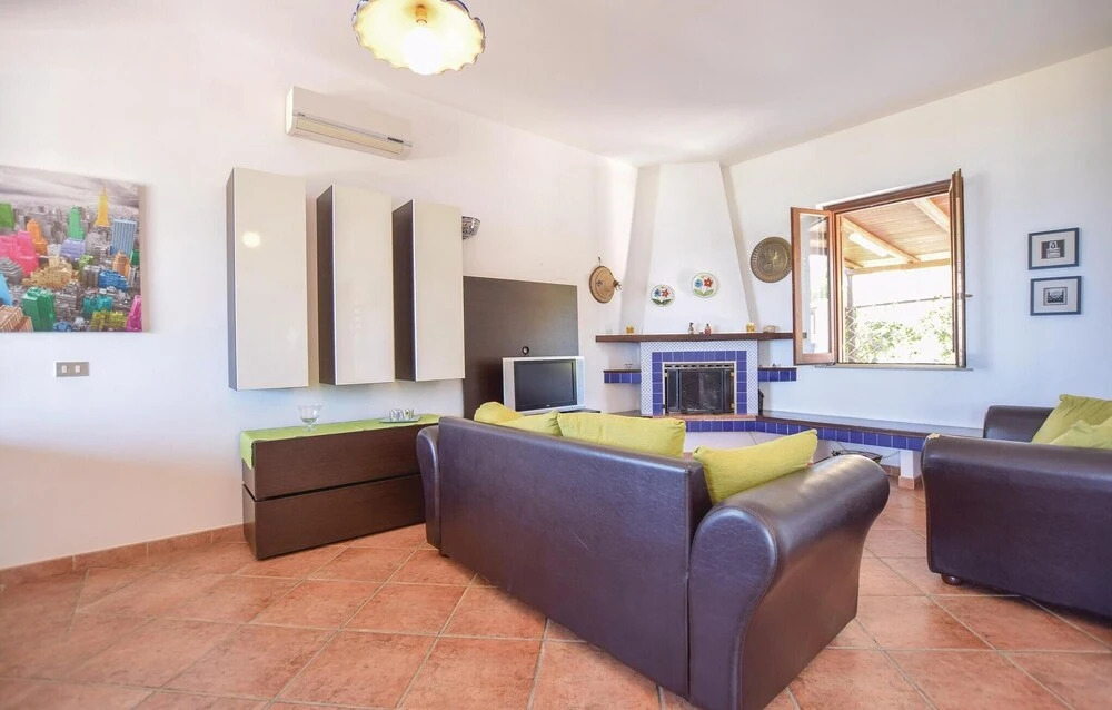 Beautiful Home in Custonaci With 4 Bedrooms, Wifi and Outdoor Swimming Pool