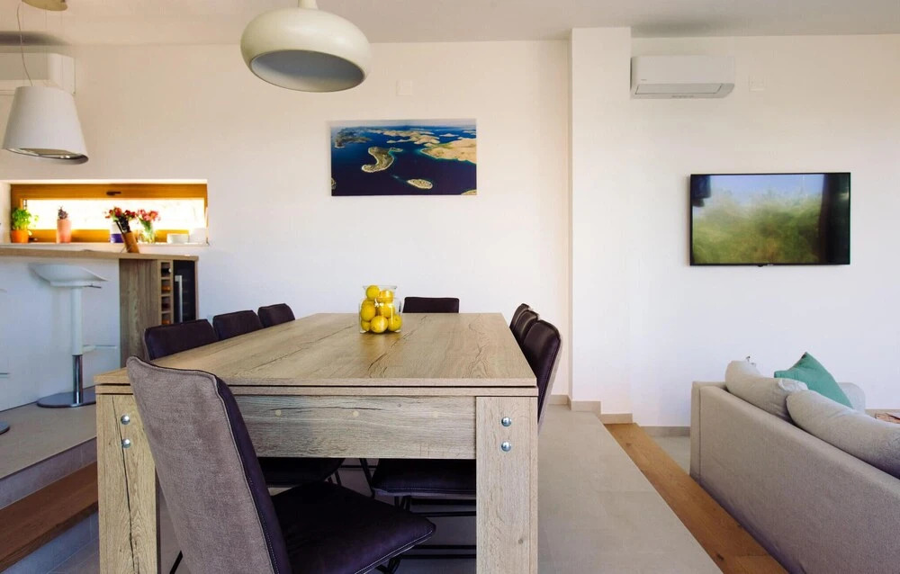 Beautiful Home In Turanj