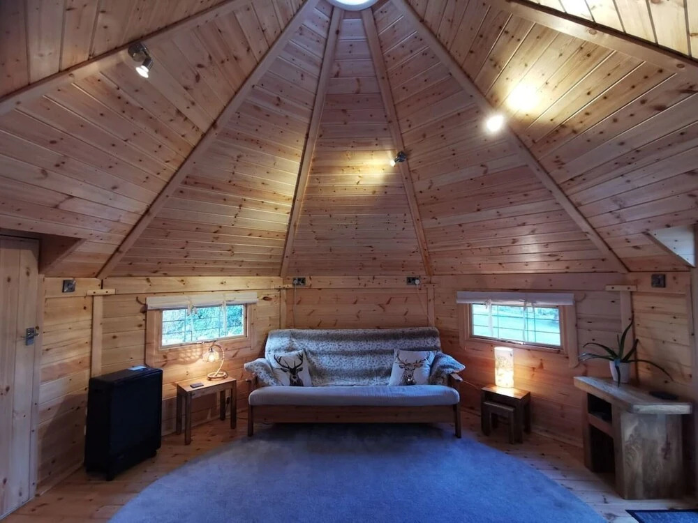 Charming 1-bed Cabin in Gaerwen