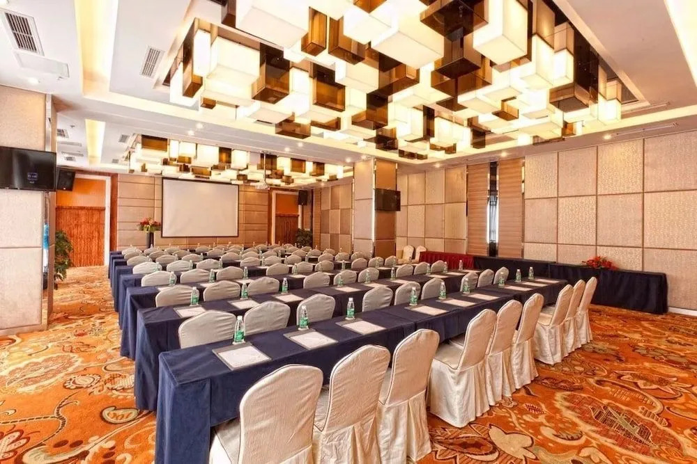 Complex International Hotel