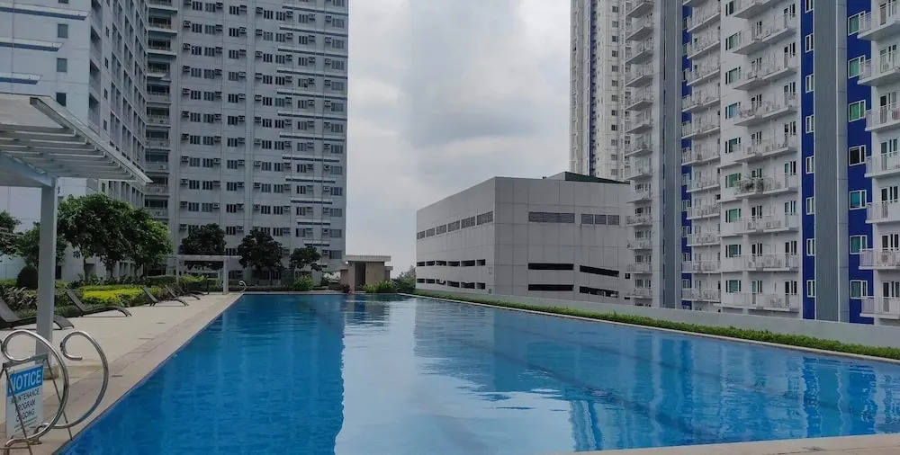 Grass residences tower3 One 83 One