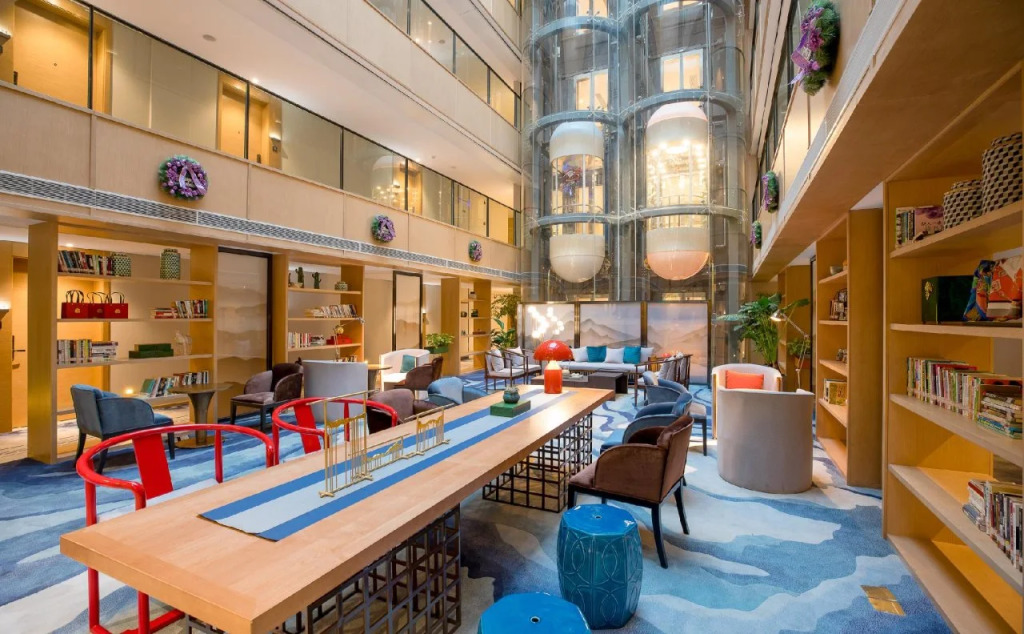 GinLan Jia Hotel