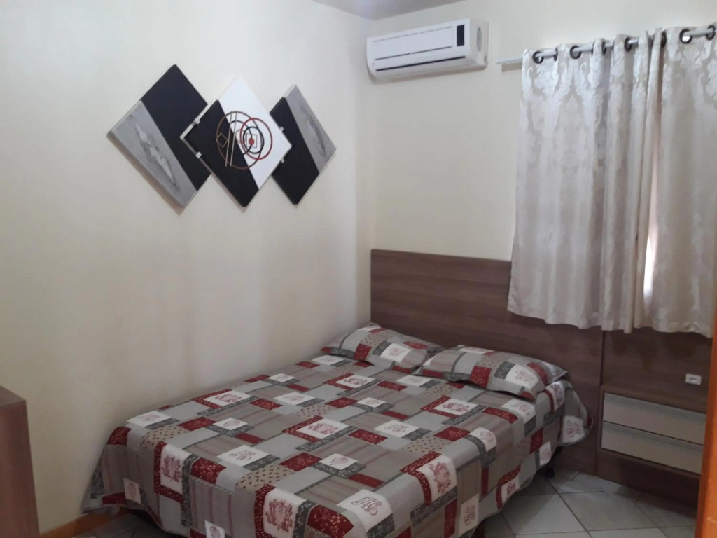 APTO 50M PRAIA NA AVENIDA - 6 PESSOAS, CHURRASQUEIRA, WIFI, SACADA, GARAGEM PARA VEICULOS PEQUENOS! - Residencial Roveda