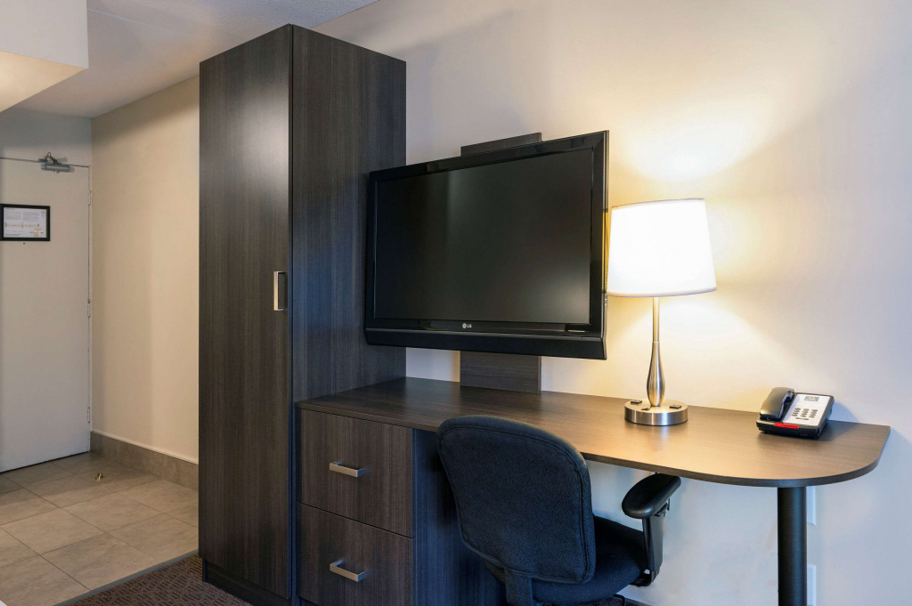 Quality Inn & Conference Centre Kingston Central