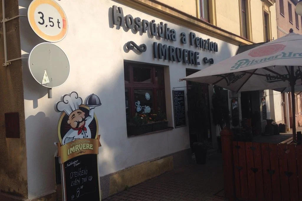 DŮM POD RADNICÍ pokoje