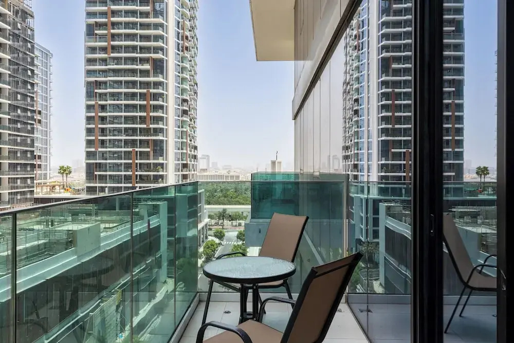 Maison Privee - Urban Parkside Living near the Iconic Dubai Frame