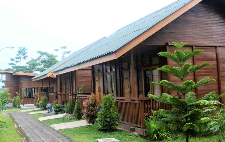 Wisata Edukasi and Resort Kebun Pak Budi