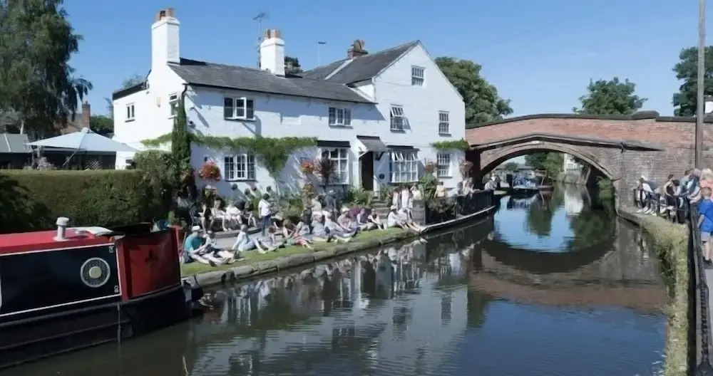 LYMM LIVING