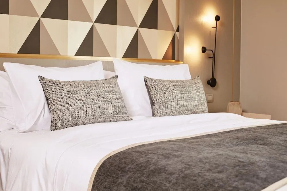 Golden Bay Hotel Boutique