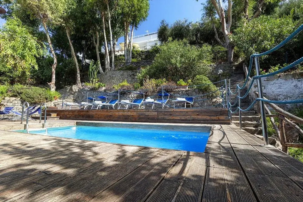 AMORE RENTALS - Villa Terri