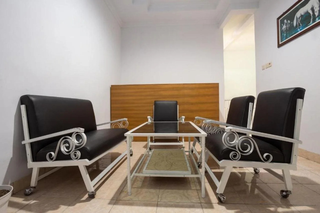 Halona Residence near Pakuwon Mall Jogja Mitra RedDoorz