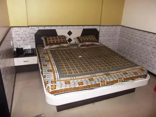 Hotel Raj