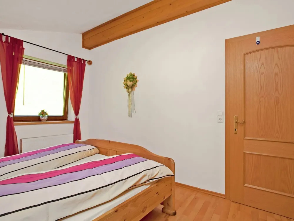 Splendid Apartment With Garden in Sankt Johann im Pongau