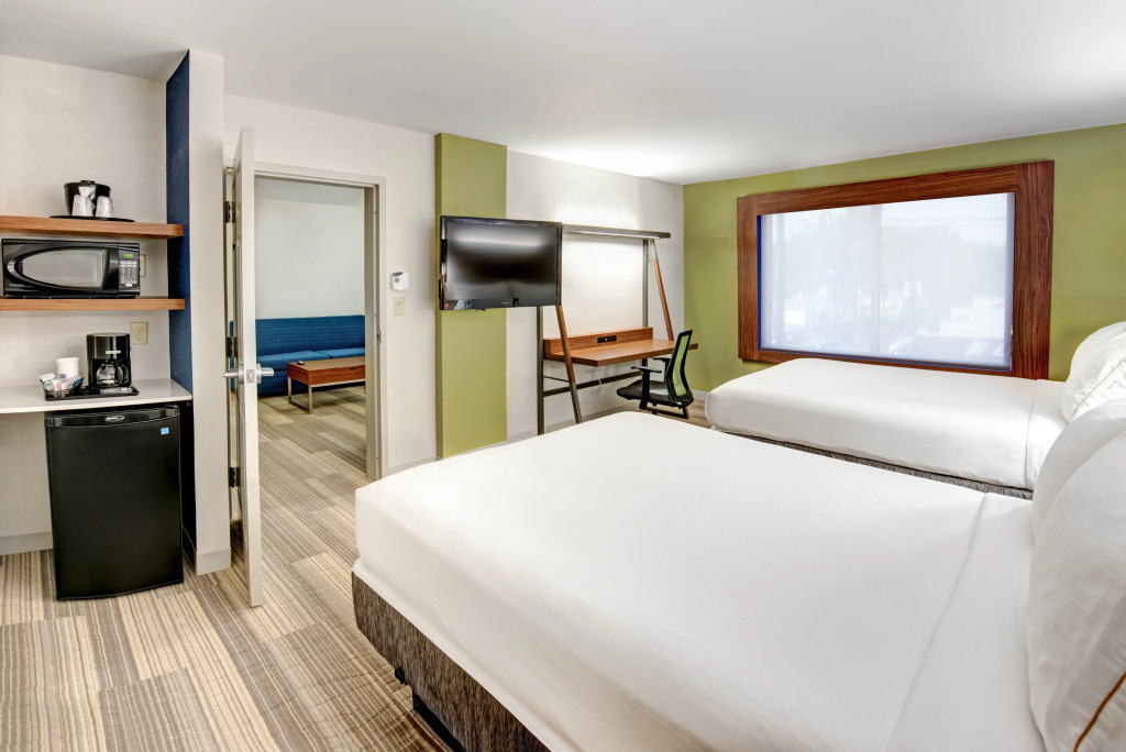Holiday Inn Express Woodbridge by IHG