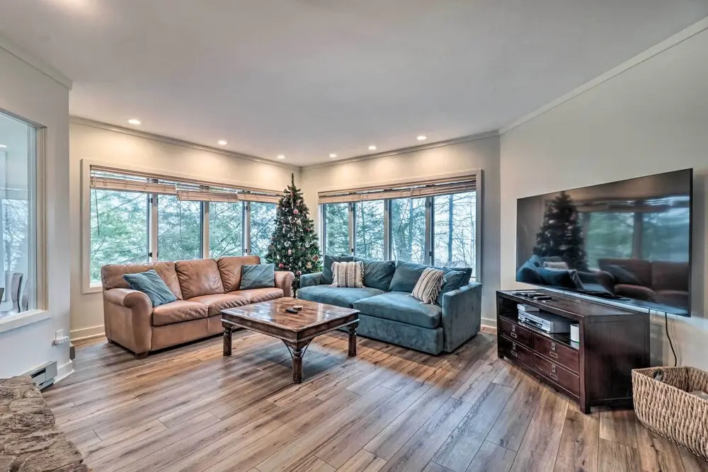 Mountaintop Wintergreen Resort House w/ Deck