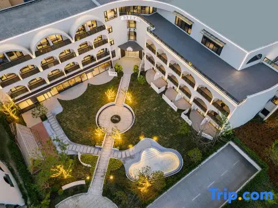 Anji Yinmo Resort Hotel - Hello Kitty Theme Park