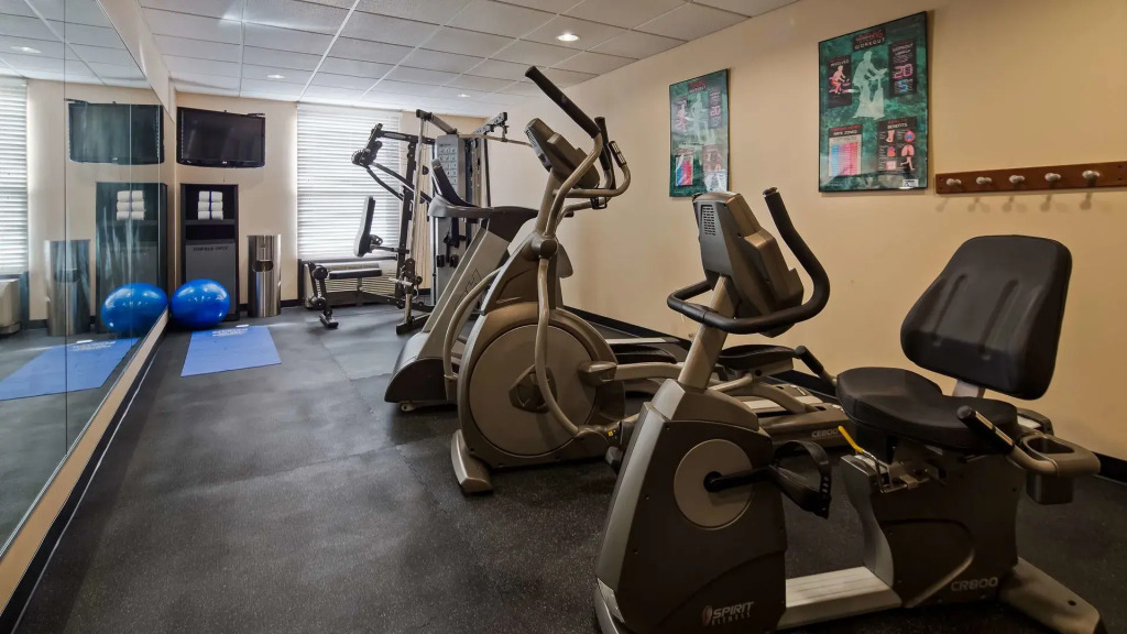 Best Western Plus Belle Meade Inn & Suites