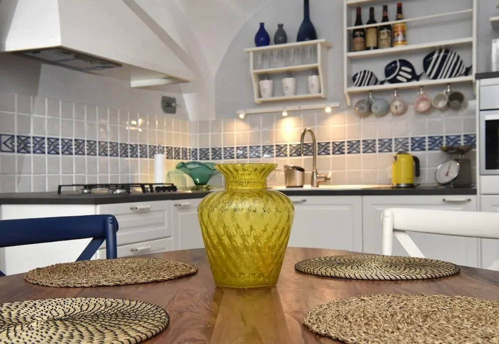A' Studio Apartment - BH 117