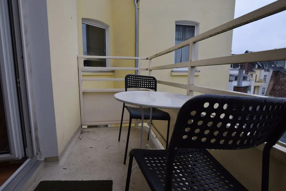 Tolstov-Hotels Large 3 Room Apartment