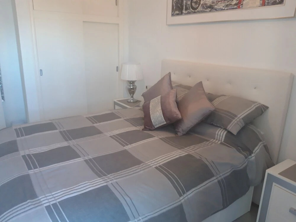 Cr191 second floor apartment