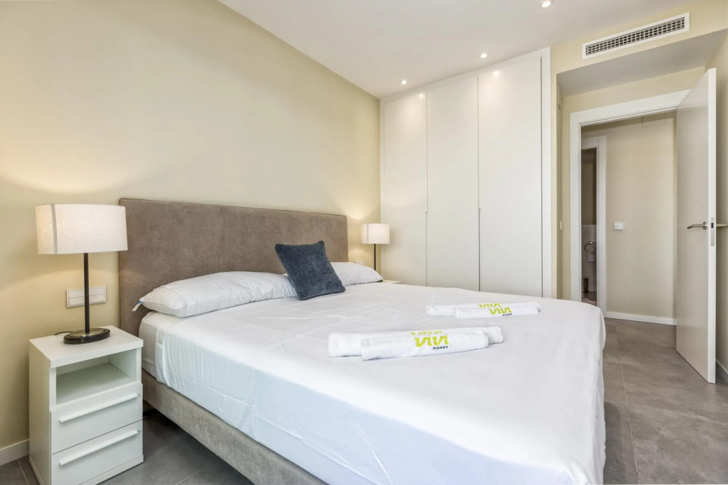 Luca in Fuengirola with 2 bedrooms and 2 bathrooms