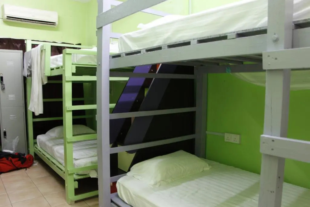 Three Little Birds Home - Hostel