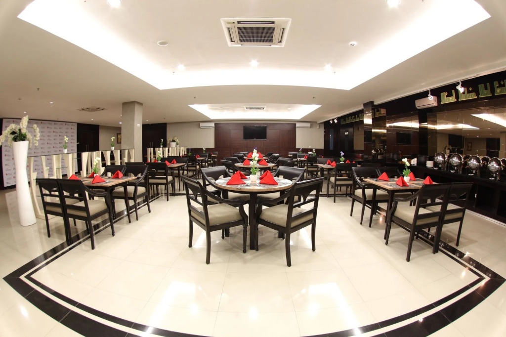 @Hom Platinum Gowongan
