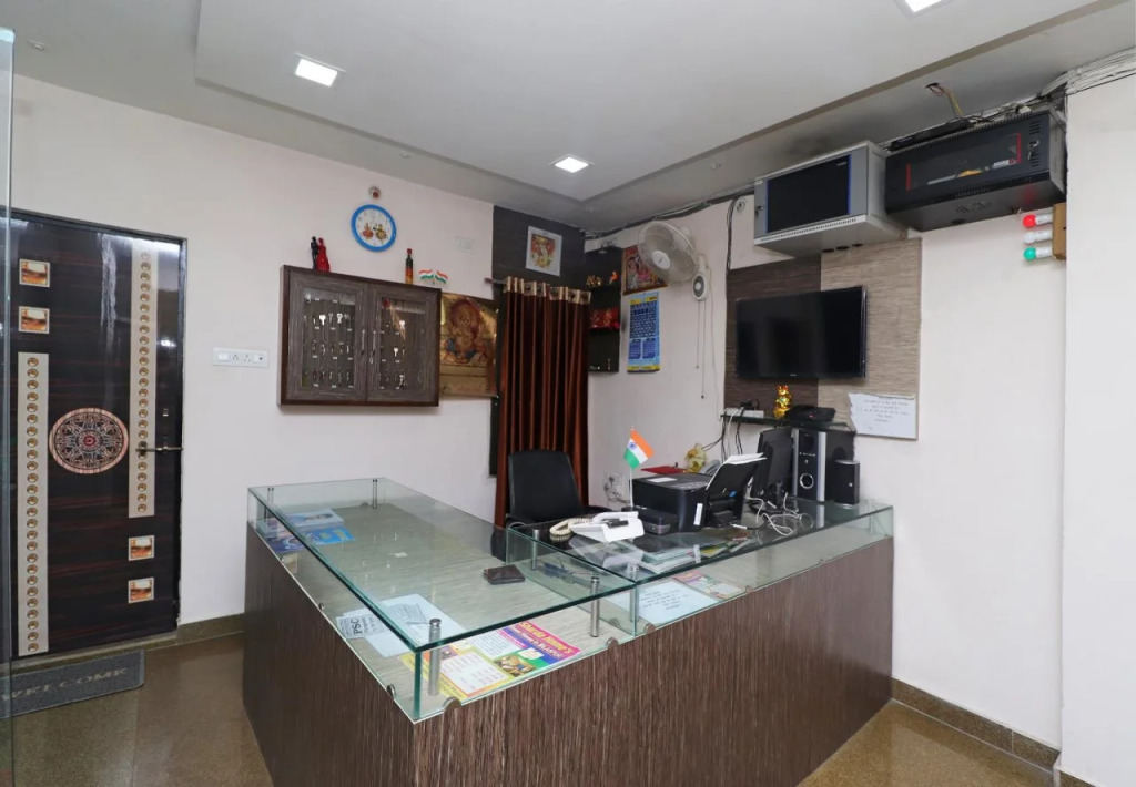 Sharda Homes By OYO Rooms
