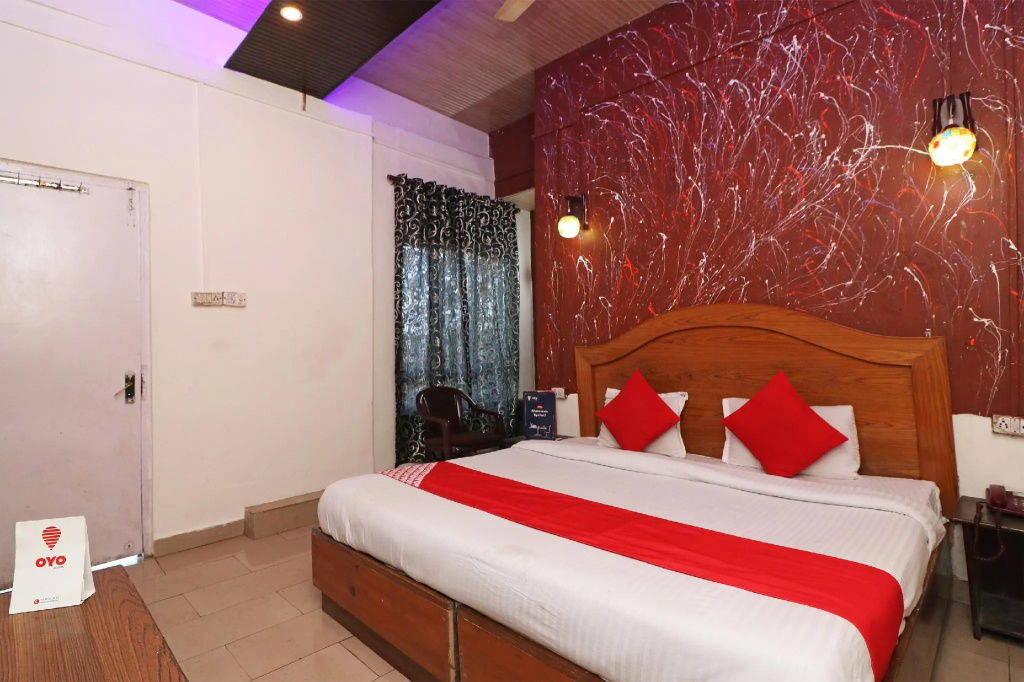OYO 64827 Marve Residency