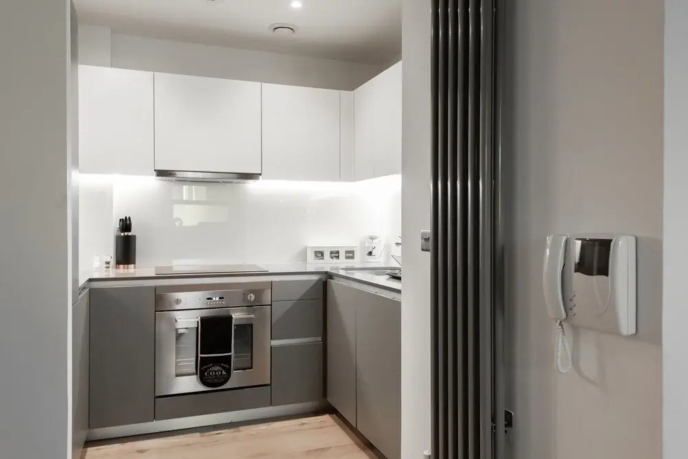 Platinum Apartment in Central Camden 9984