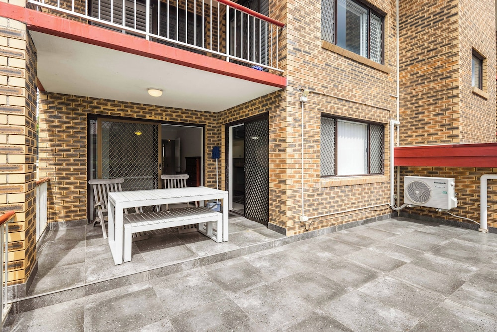 Burleigh Coastal Haven - Kingston 4