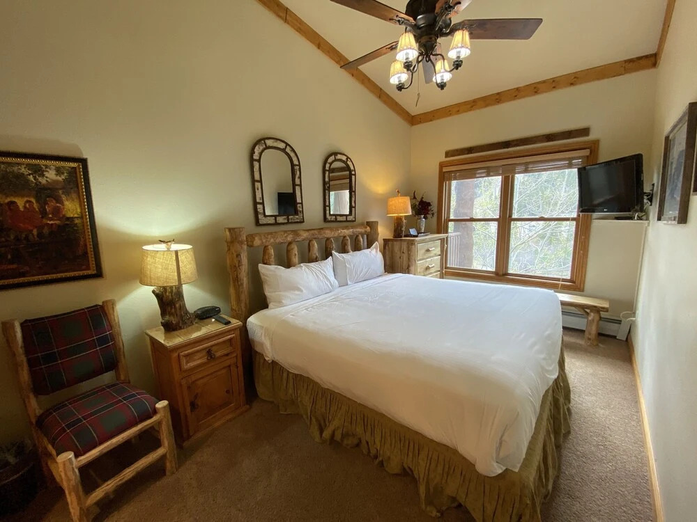 Hidden River Lodge 5977 by SummitCove Vacation Lodging