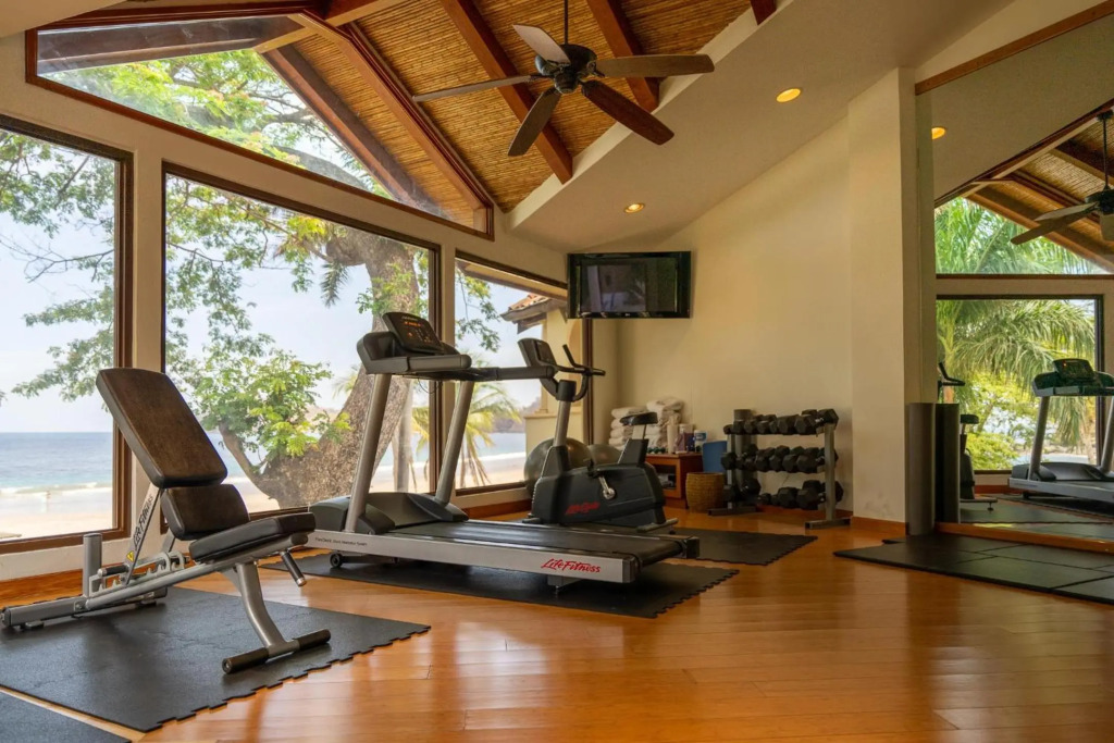 Palms 5 Luxury Beachfront Villa