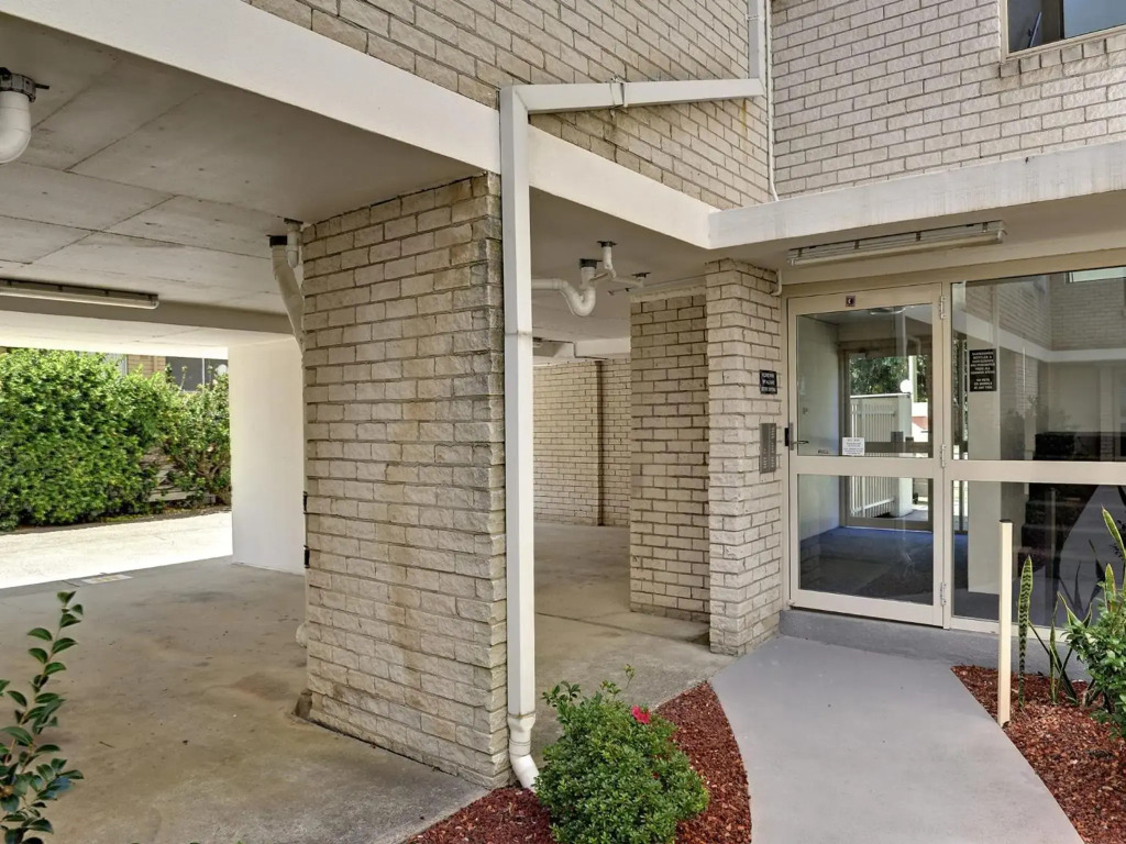 Shoal Bay Road, Del Rae, Unit 18, 25