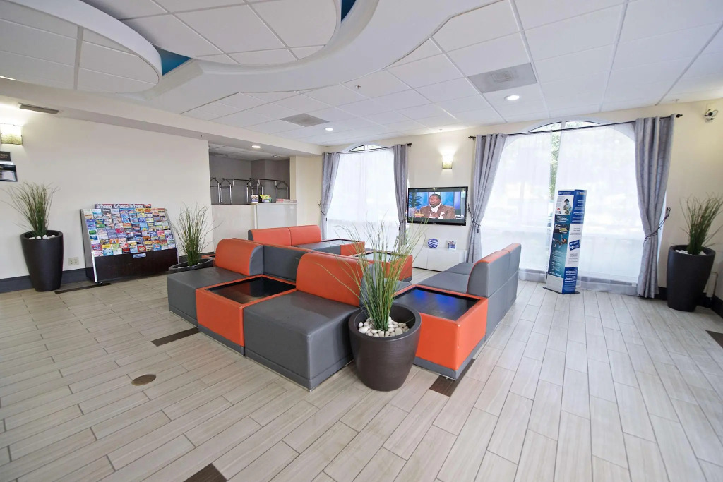 Sonesta Essential Orlando Airport
