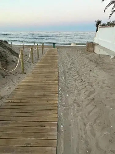 Casa Holandaluzas Marbella near Beach, with salt water Pool and private parking
