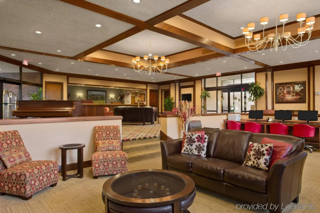 Delta Hotels by Marriott Minneapolis Northeast