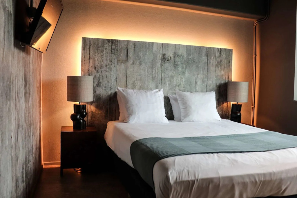 Rooms25