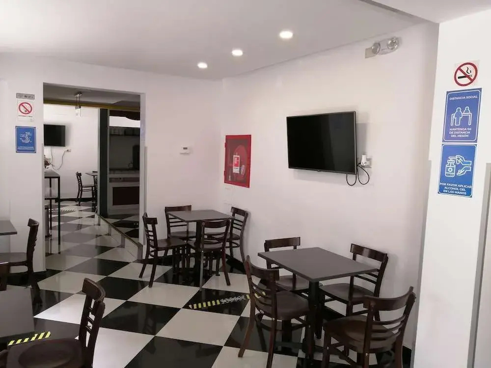 Hotel Elisa Cole
