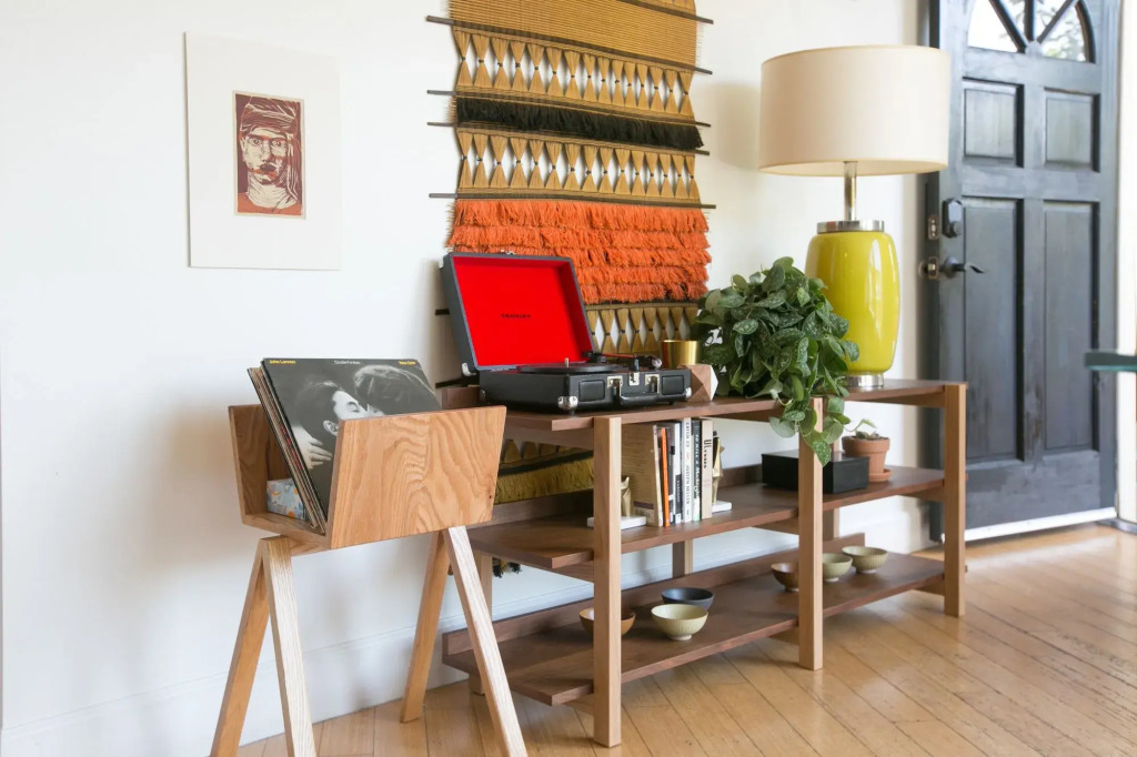 Sleek 2Br in Hollywood Hills by Sonder