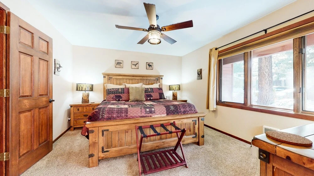 Winterset #3 3 Bedroom Condo by RedAwning