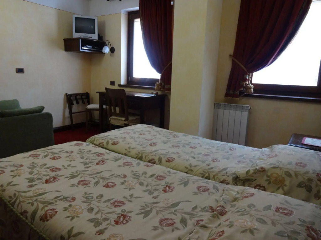 Hotel L Aiglon