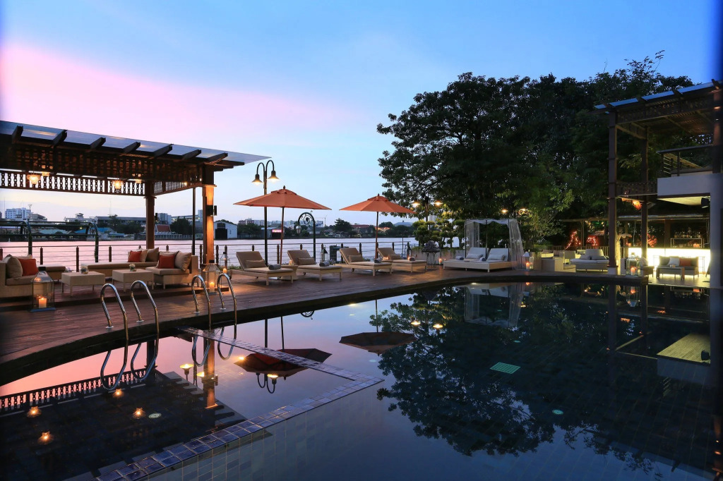 Riva Surya Bangkok