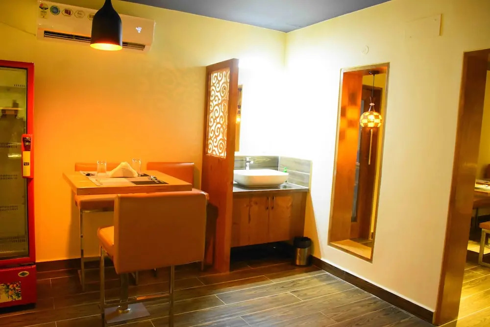 HOTEL KEK GRAND PARK