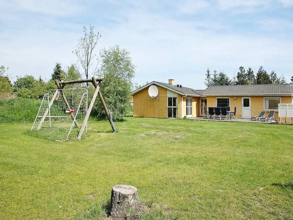8 Person Holiday Home in Jerup