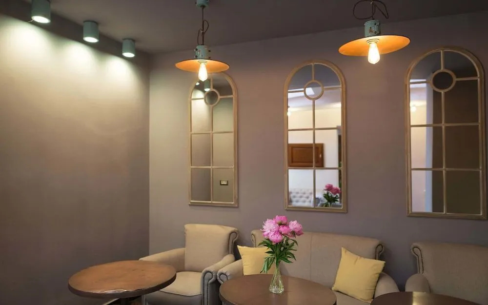 Antler Boutique Hotel