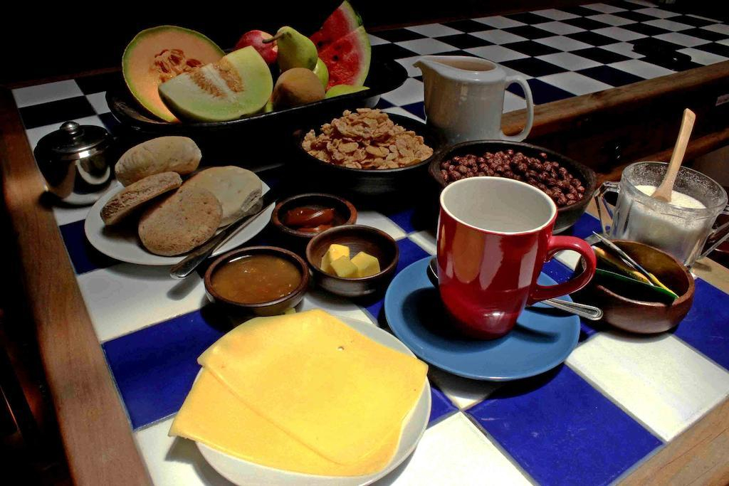 Hostal Acuarela