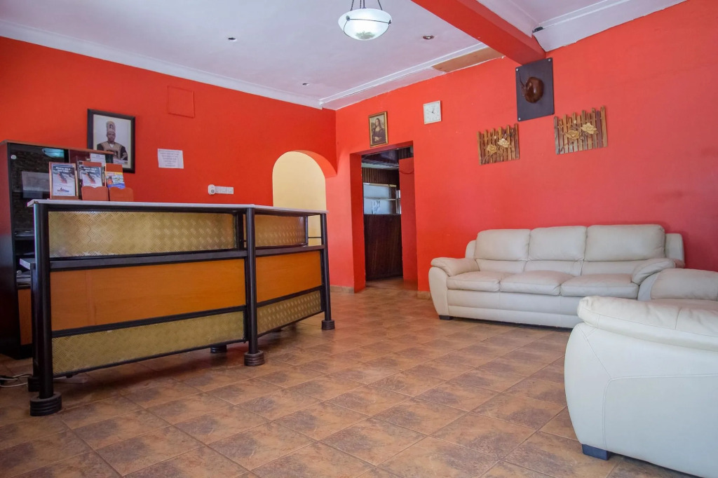 Jinja Safari Hotel